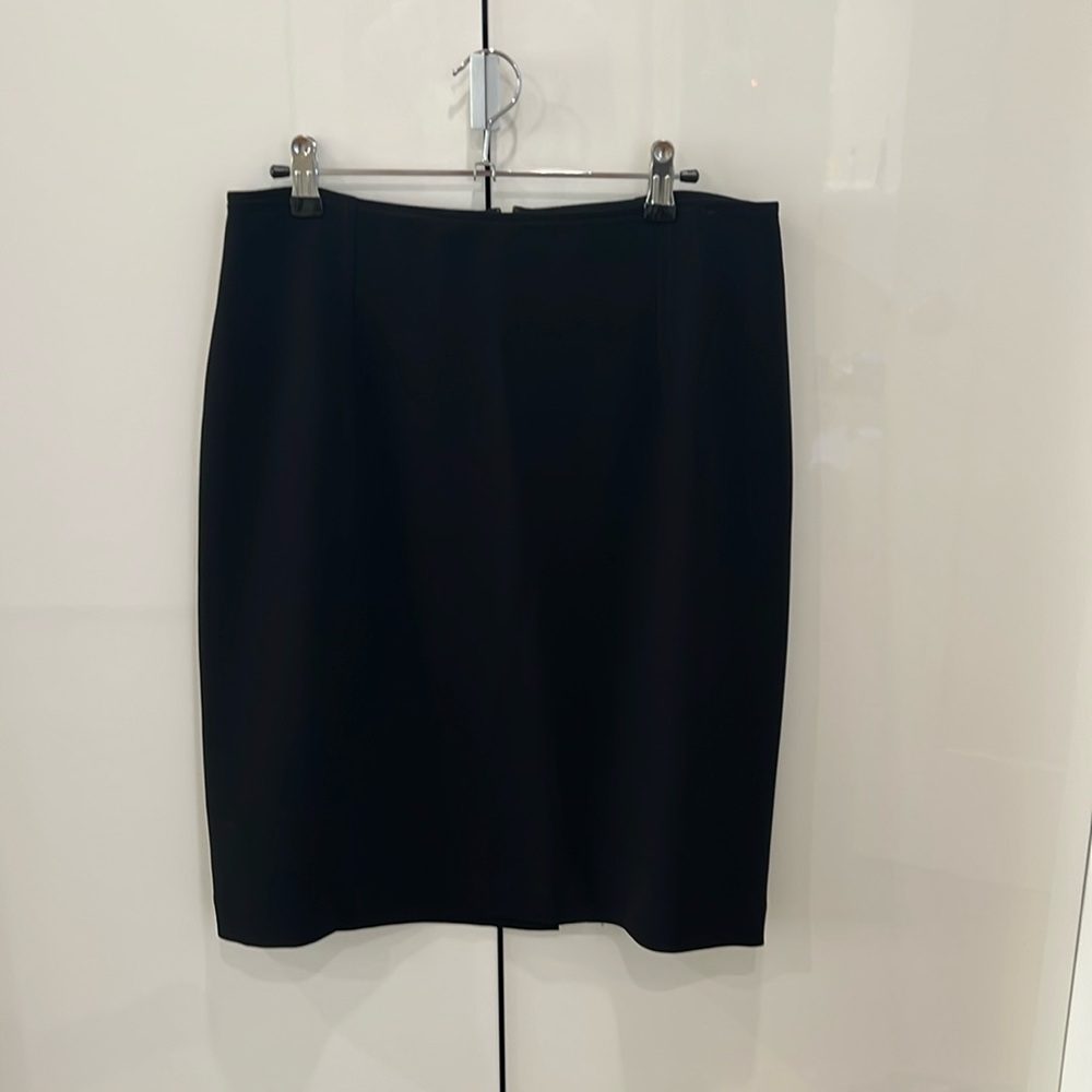 Louben Black Lined Skirt